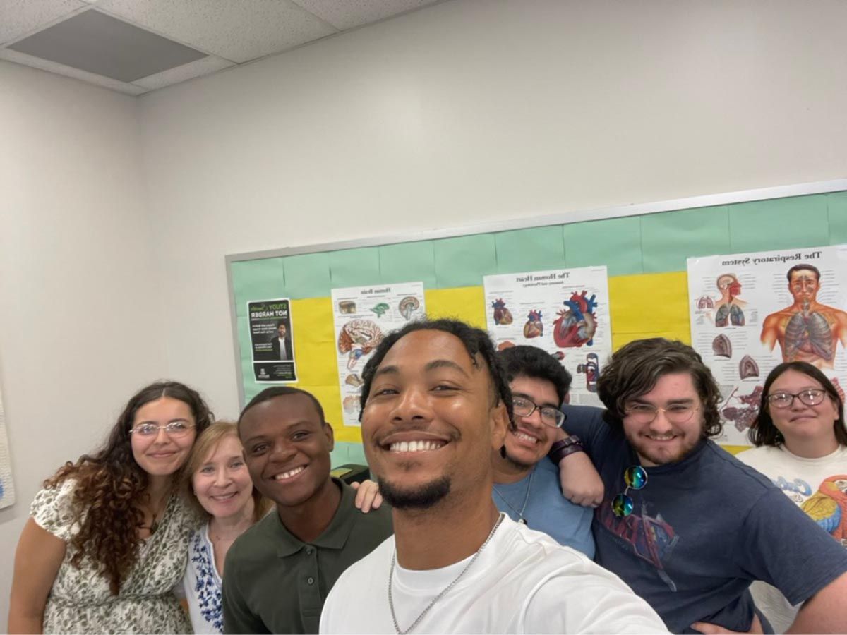 From left to right: Ana Julia Furghieri, Kristiin Carley, Jona Sylne, AJ Greene, Eldo Madrid, Thomas Burr and Sherlyn Mayen